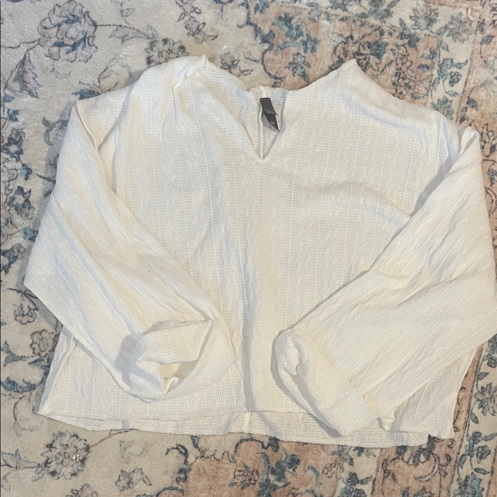 Elegant White Women's Top Francesca’s
